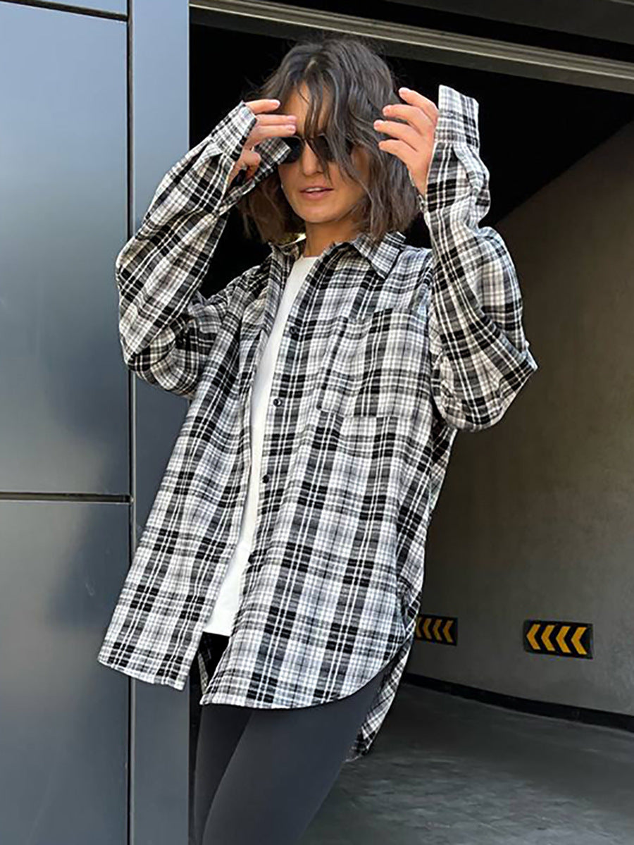 Fashion retro black and white plaid shirt women's medium and long niche outer layered shirt women's clothing