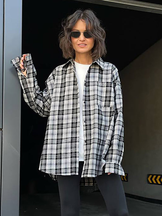 Fashion retro black and white plaid shirt women's medium and long niche outer layered shirt women's clothing